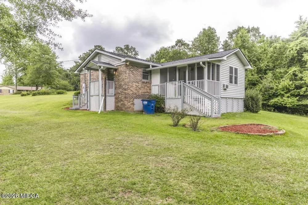 2567 Sofkee Circle Lizella, GA 31052