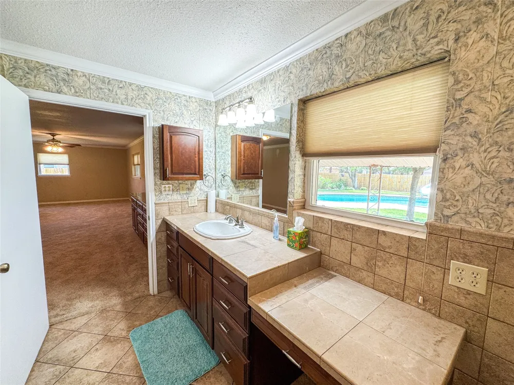 1102 Avenue G Haskell, TX 79521