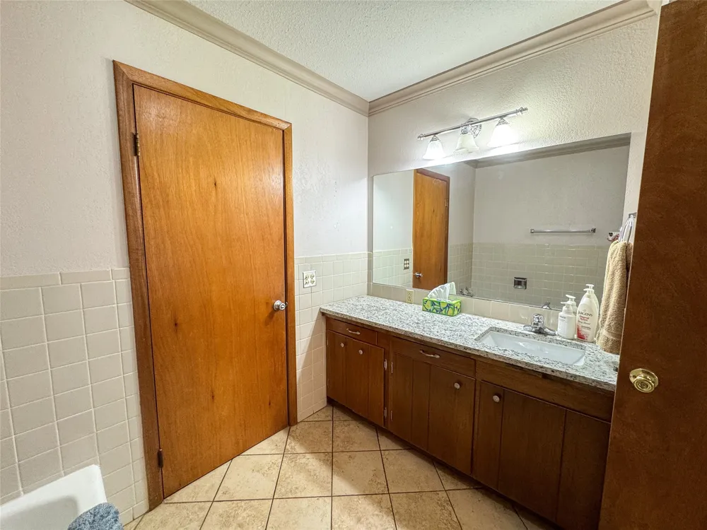 1102 Avenue G Haskell, TX 79521