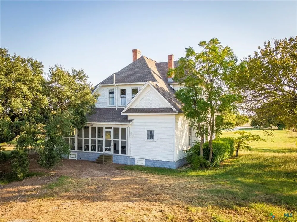 16455 FM 107 Moody, TX 76557