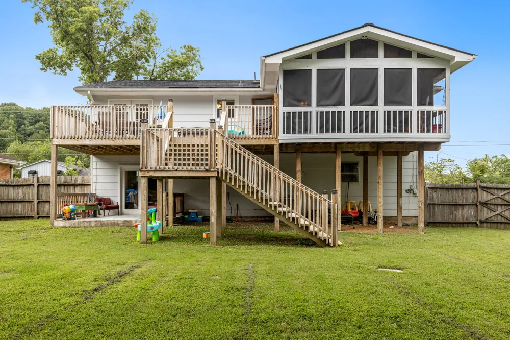 6907 Mahlon Drive Harrison, TN 37341