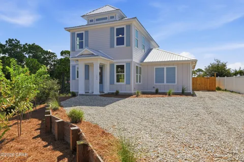 104 Mariners Lane