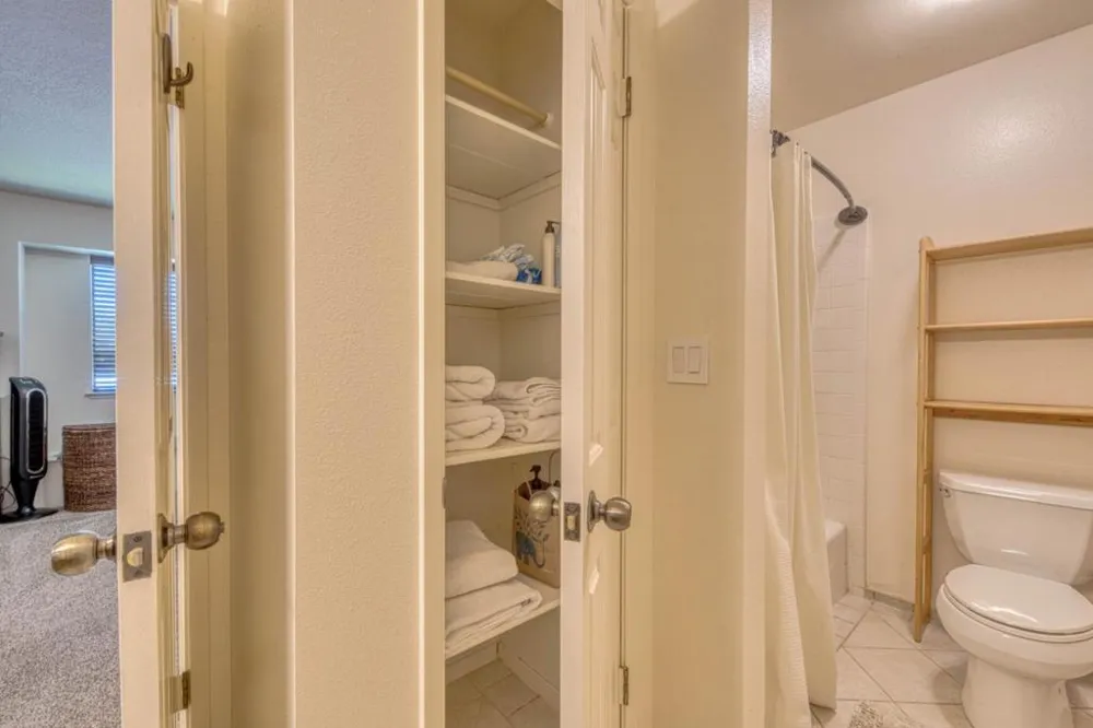 1056 Padre Drive #5 Salinas, CA 93901