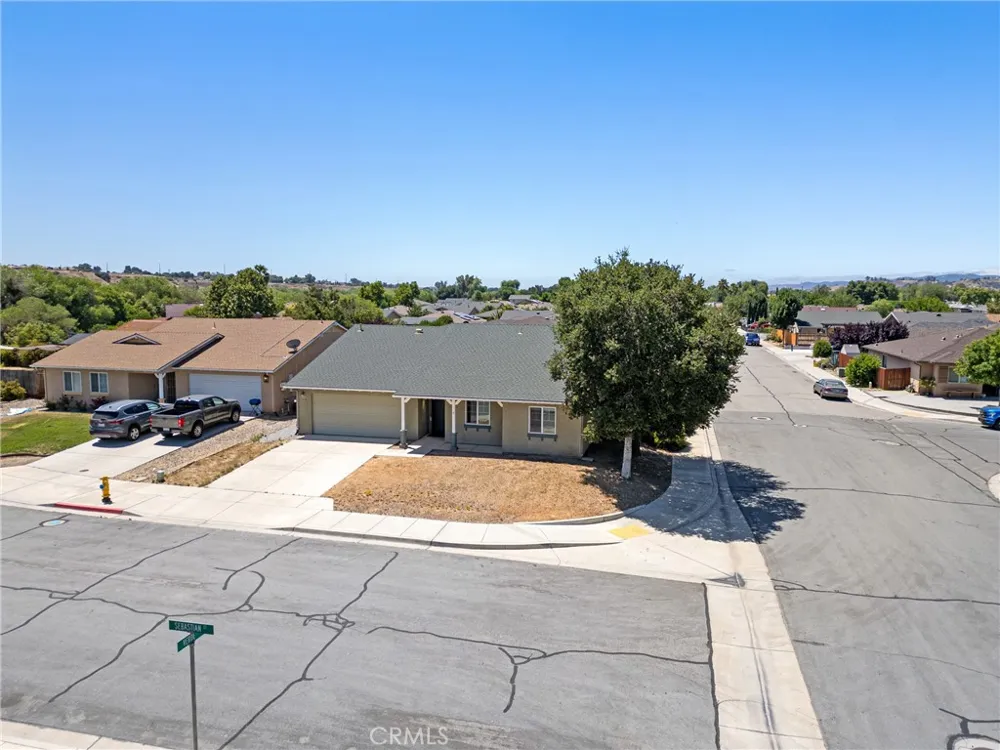 810 Sebastian Court San Miguel, CA 93451