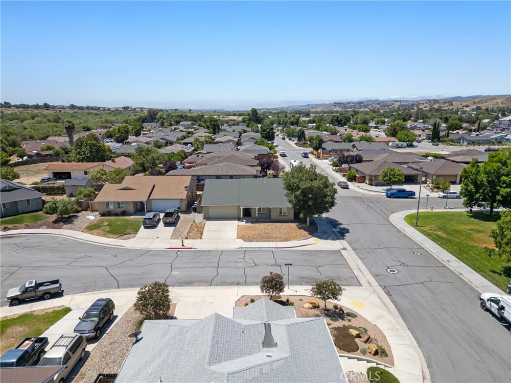 810 Sebastian Court San Miguel, CA 93451