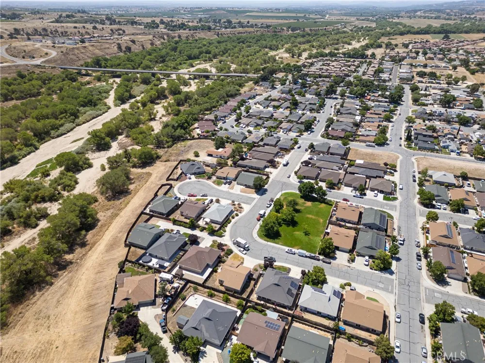 810 Sebastian Court San Miguel, CA 93451