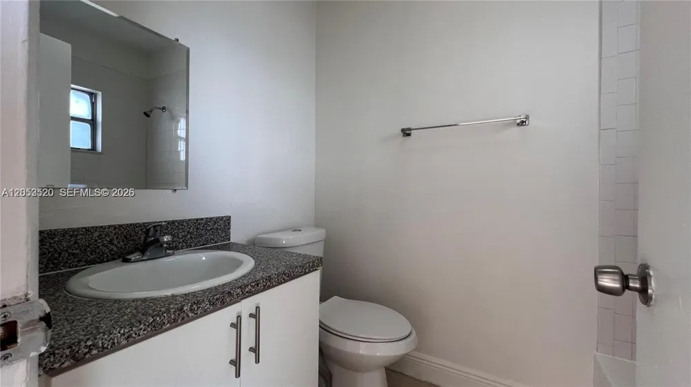3675 W 11th Ave #310 Hialeah, FL 33012