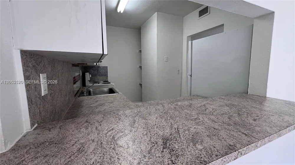3675 W 11th Ave #310 Hialeah, FL 33012