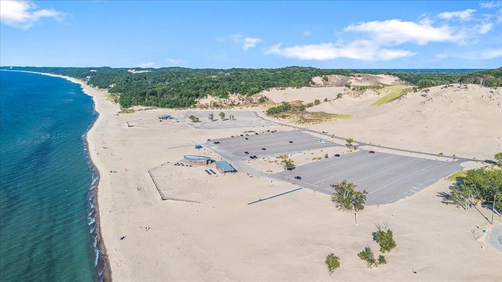 12150 Dunes Road Sawyer, MI 49125
