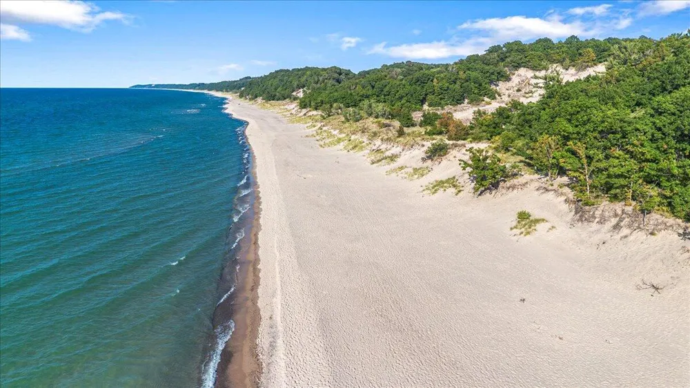 12150 Dunes Road Sawyer, MI 49125