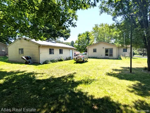 5449 Woodlawn Drive