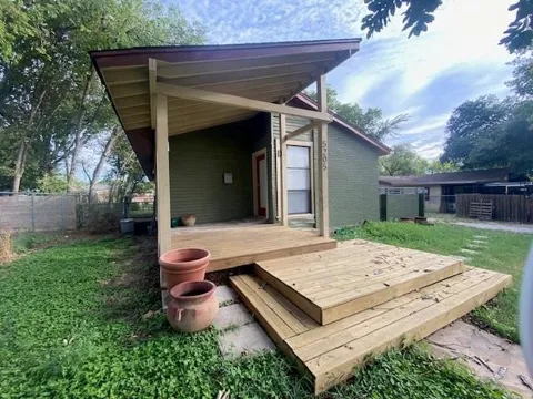 5205 Knight Circle