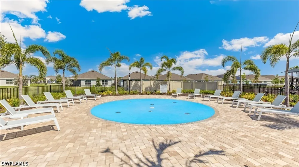 Elkhorn Coral Drive North Fort Myers, FL 33903