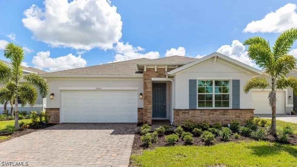 Elkhorn Coral Drive North Fort Myers, FL 33903