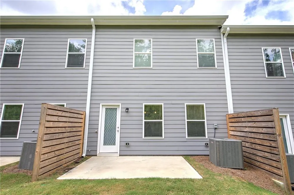 261 Dupont Drive Cartersville, GA 30121