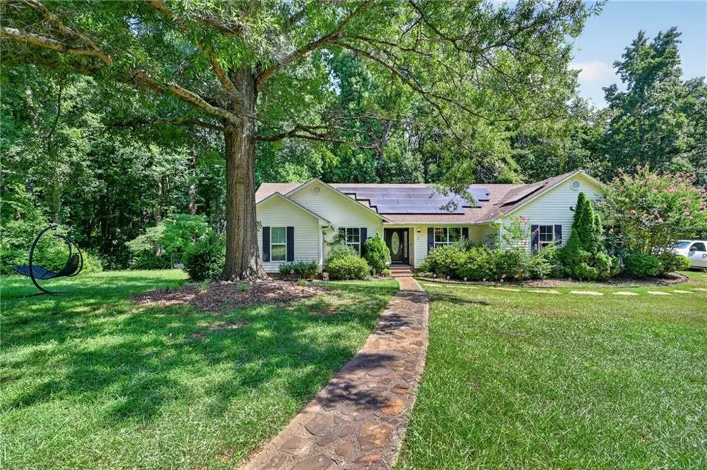 121 Normandy Road Eatonton, GA 31024