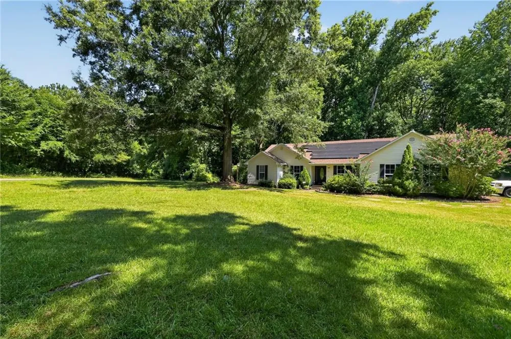 121 Normandy Road Eatonton, GA 31024