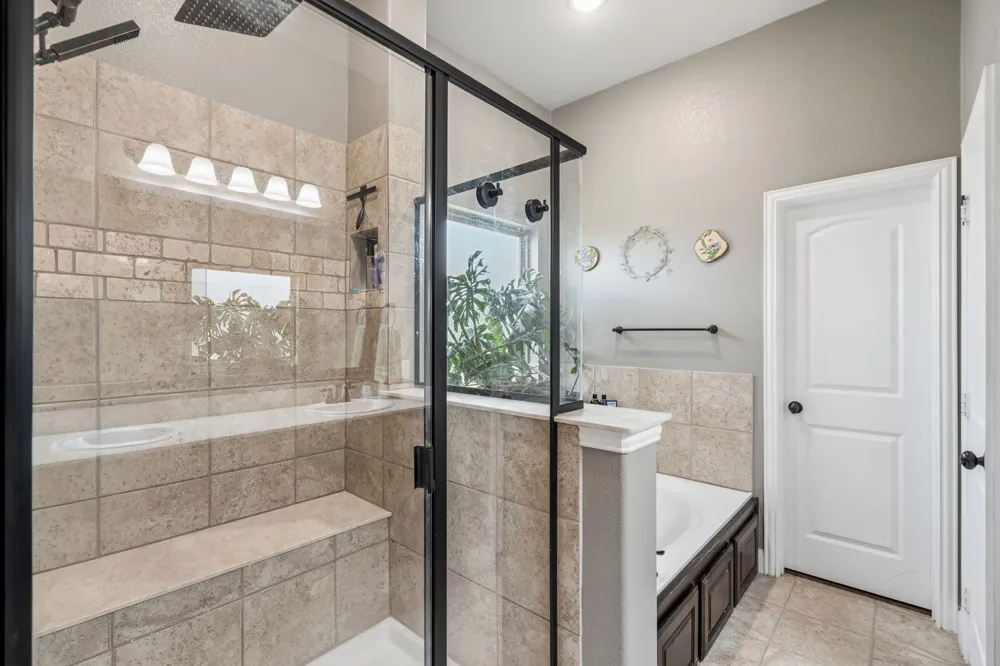 127 Hillcrest Way Crandall, TX 75114