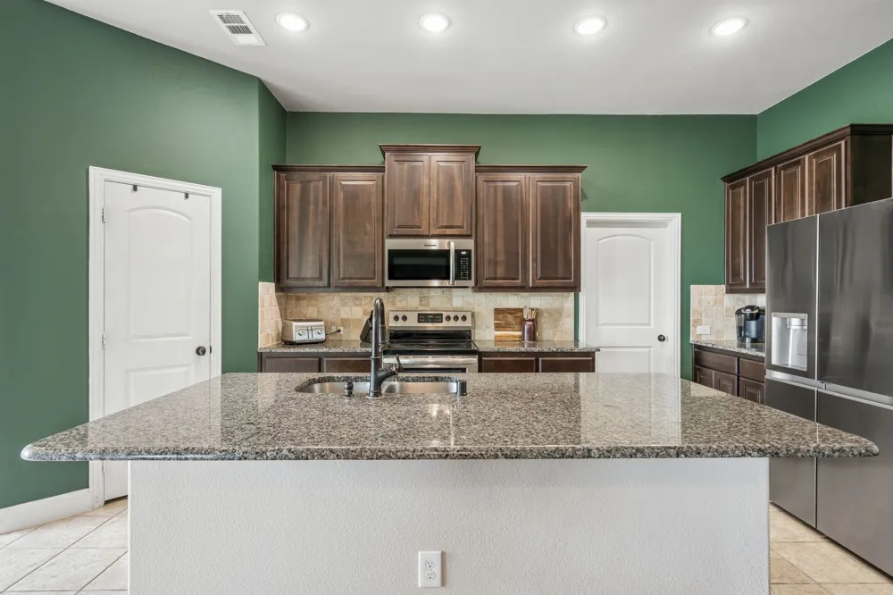 127 Hillcrest Way Crandall, TX 75114