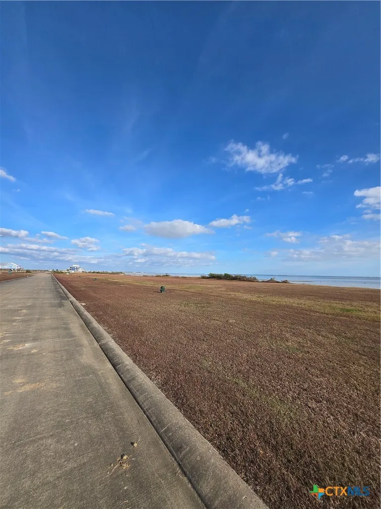 3345 Bay Point Drive Palacios, TX 77465
