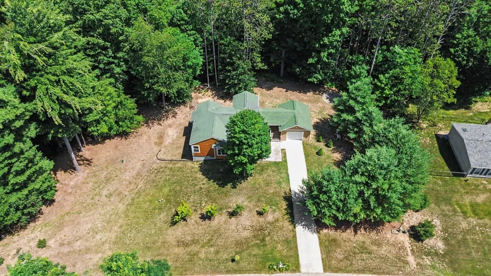1072 Brookridge Road Ludington, MI 49431