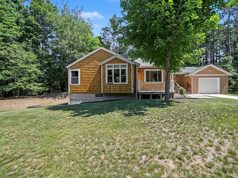 1072 Brookridge Road Ludington, MI 49431