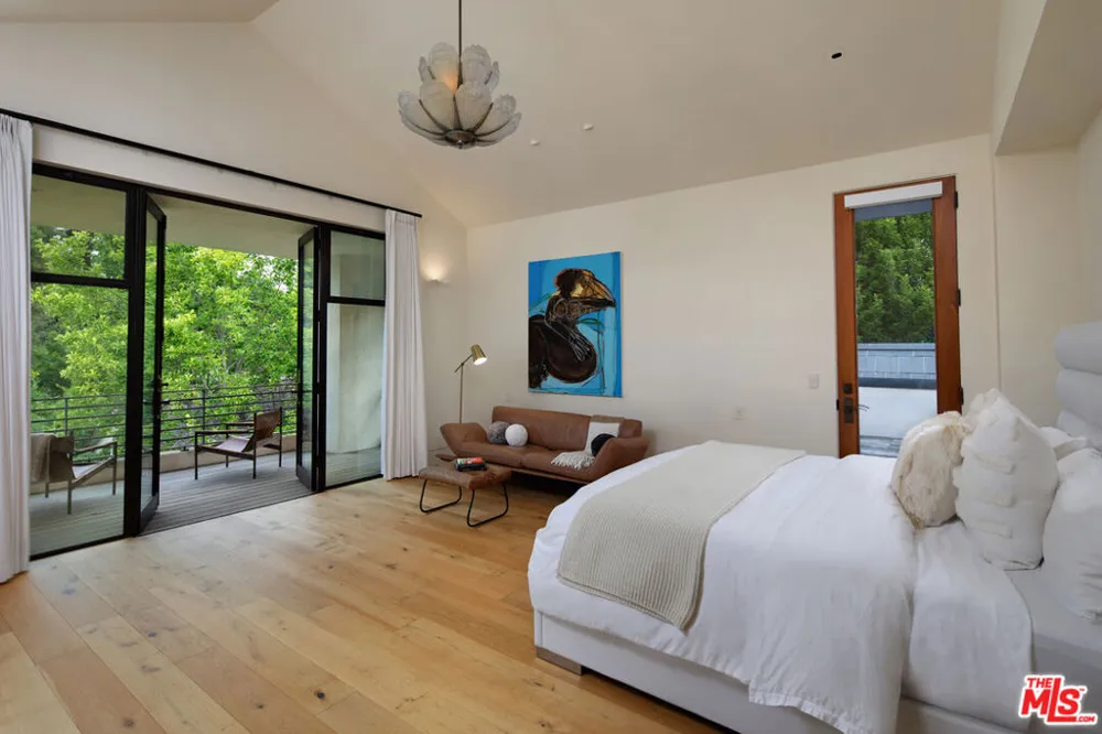 74 Atherton Avenue Atherton, CA 94027