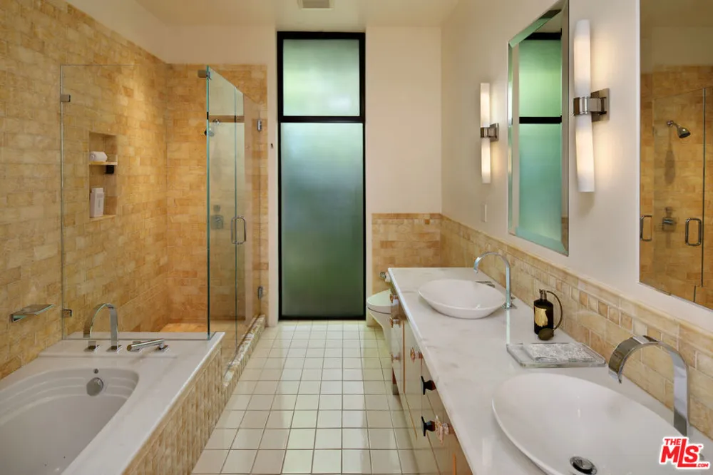74 Atherton Avenue Atherton, CA 94027
