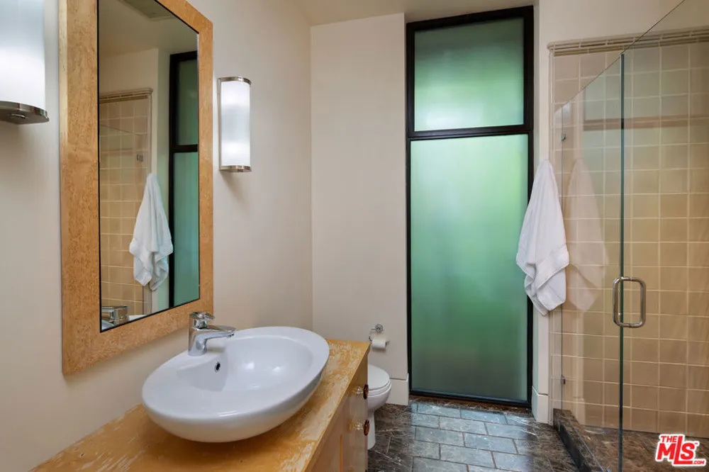 74 Atherton Avenue Atherton, CA 94027