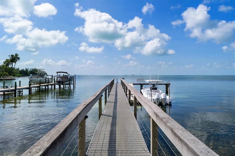 75090 Overseas Highway Islamorada, FL 33036