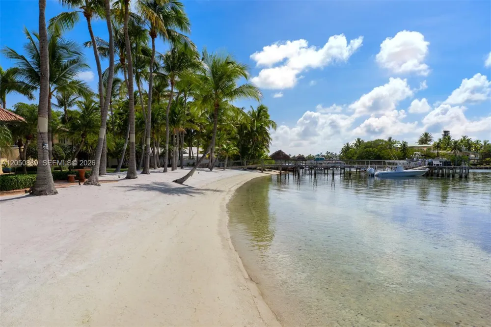 75090 Overseas Highway Islamorada, FL 33036