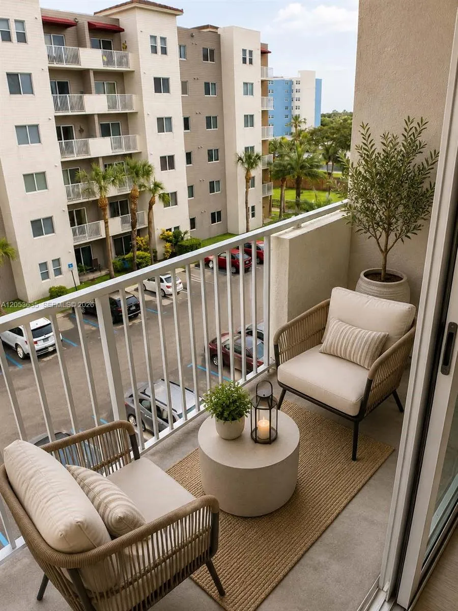 11050 SW 196th St #405 Cutler Bay, FL 33157
