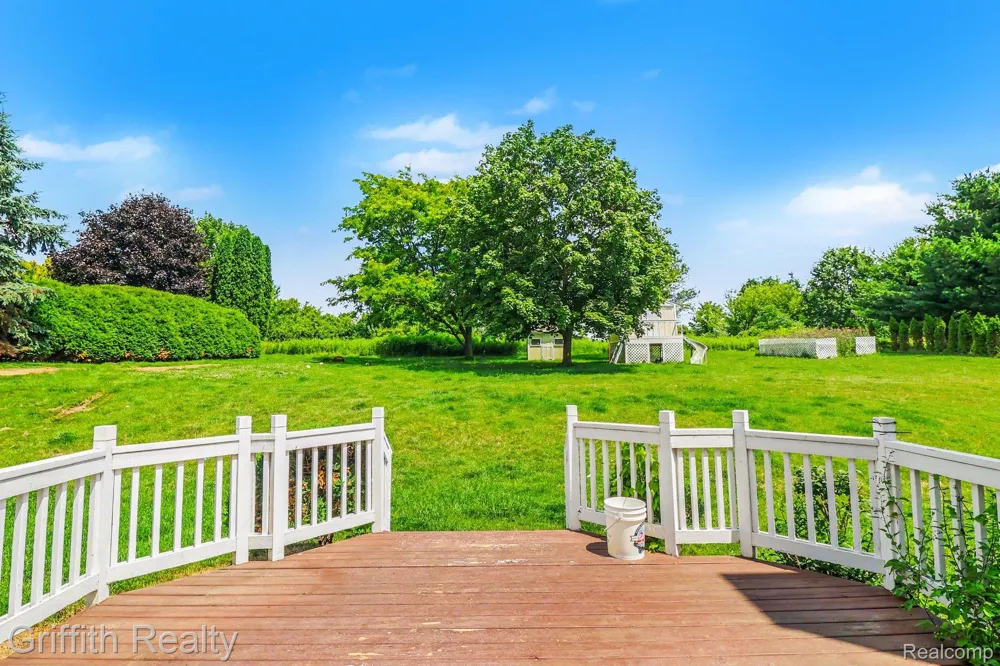 7055 Augustine Court Deerfield Township, MI 48430