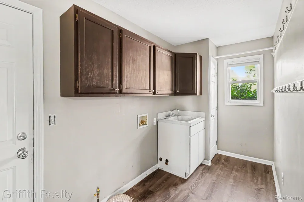 7055 Augustine Court Deerfield Township, MI 48430