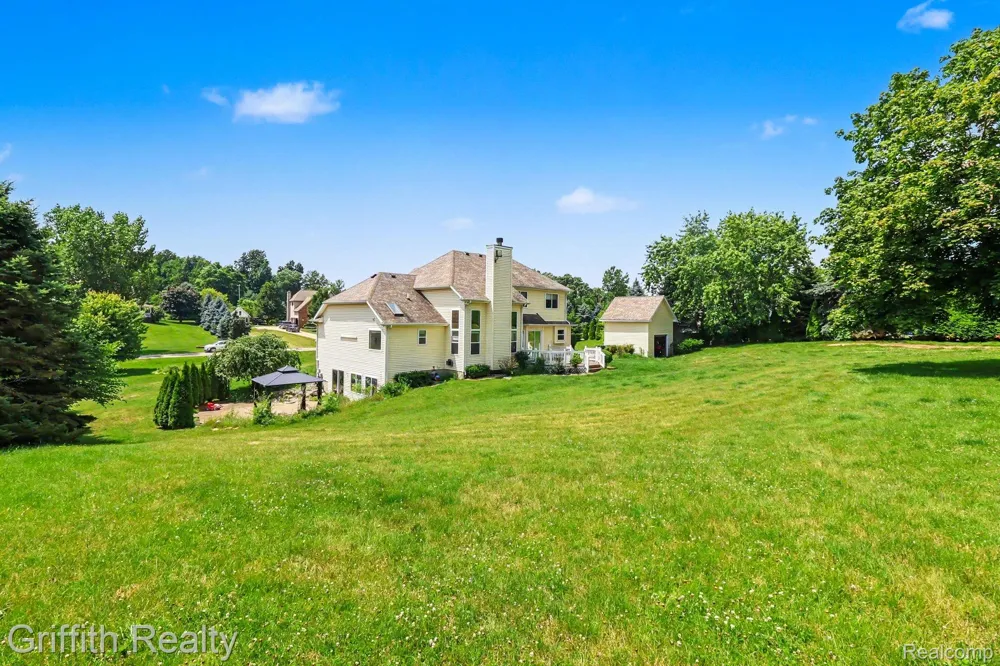 7055 Augustine Court Deerfield Township, MI 48430