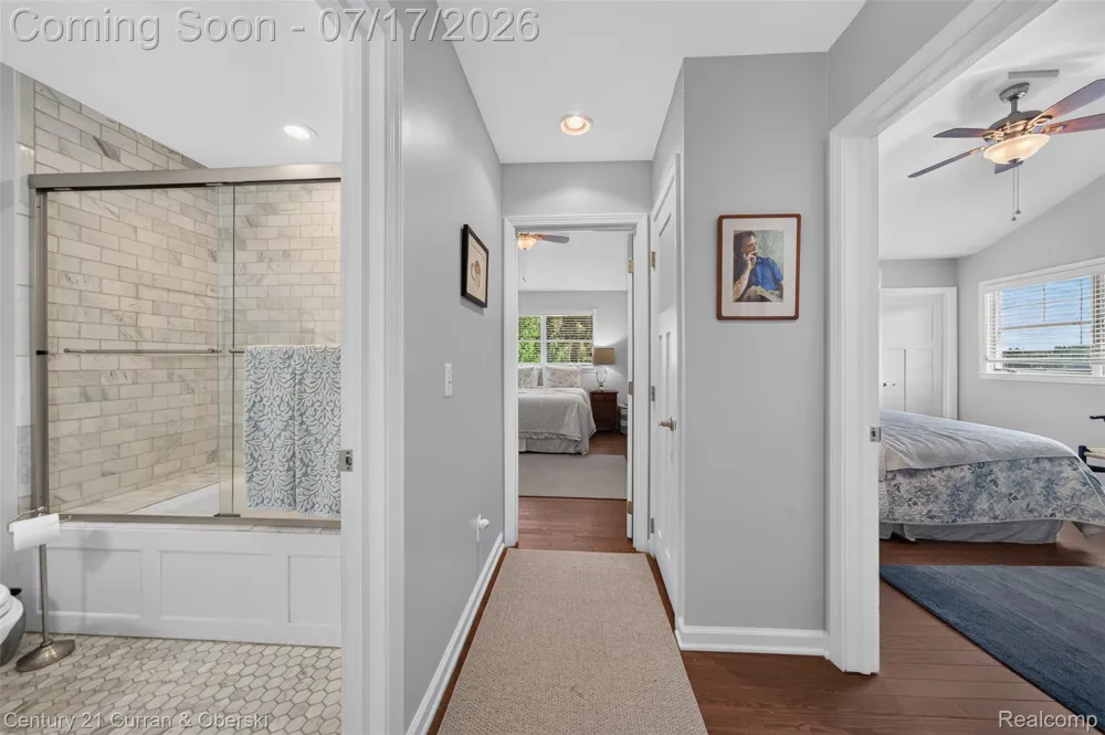 2770 Cozy Cove Waterloo Township, MI 49240