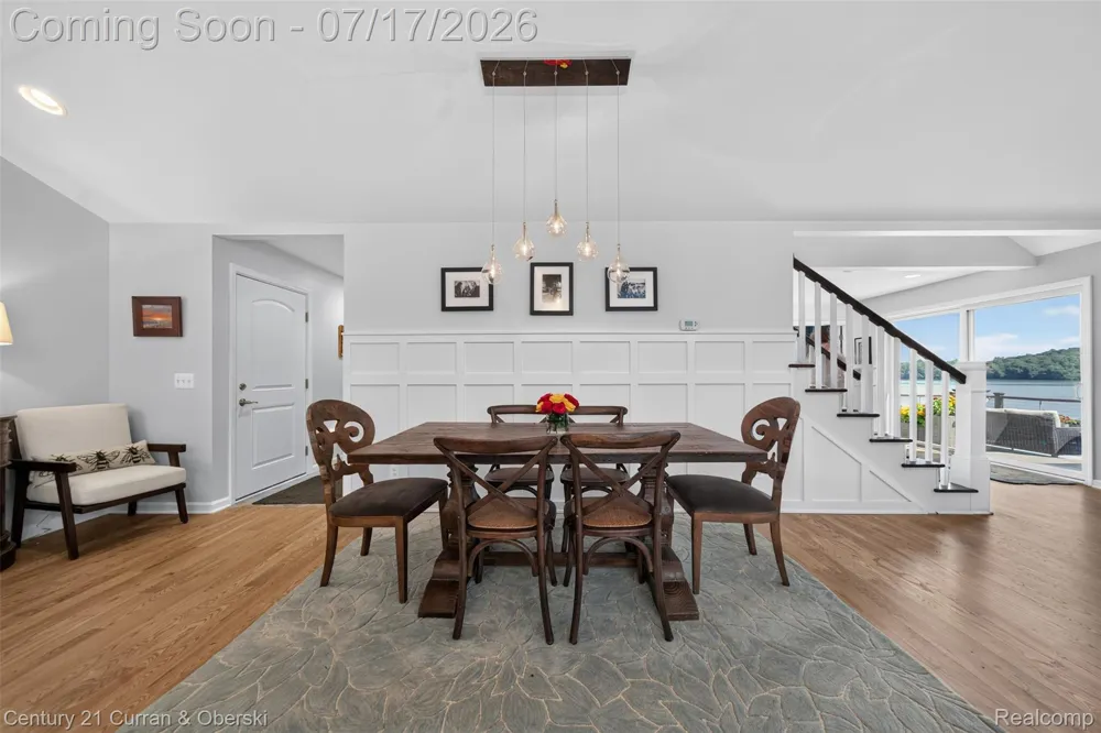 2770 Cozy Cove Waterloo Township, MI 49240