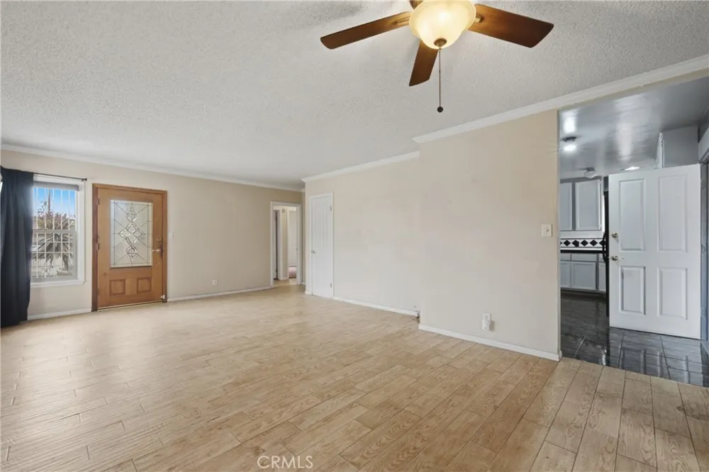 2412 W Tichenor Street Compton, CA 90220