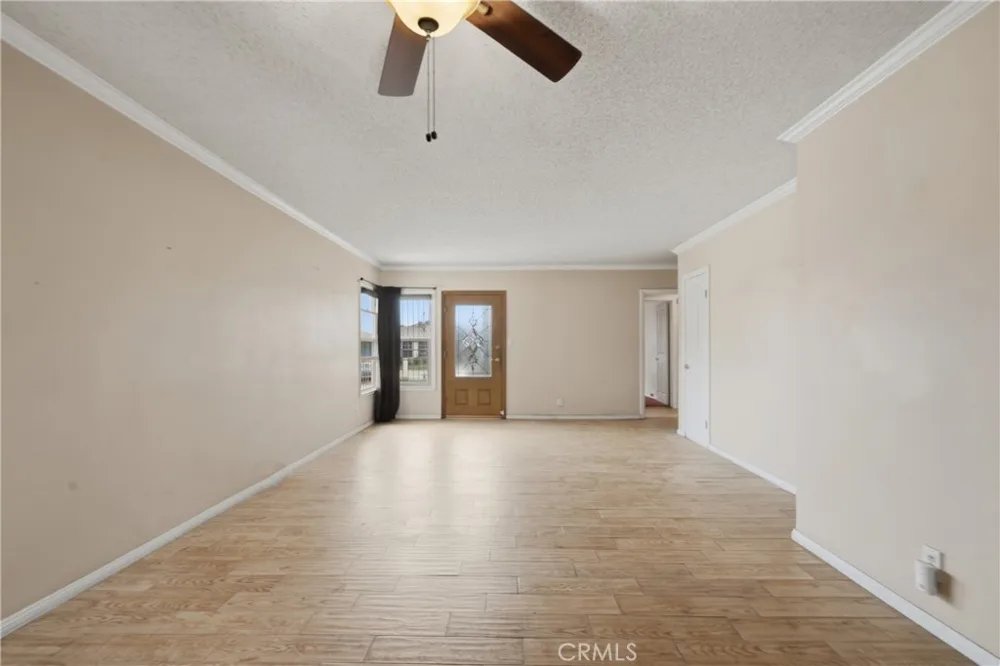 2412 W Tichenor Street Compton, CA 90220