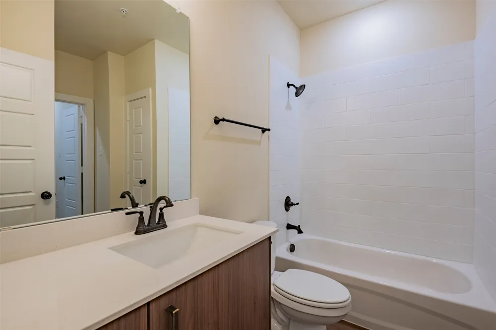 713 Wheatfield Drive Venus, TX 76084