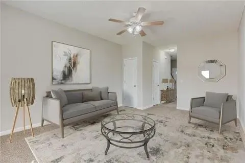 762 Commerce Riverdale, GA 30296