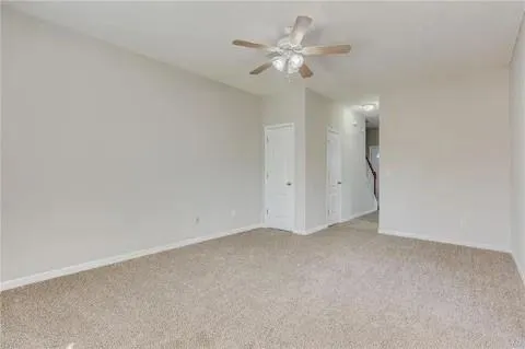 762 Commerce Riverdale, GA 30296