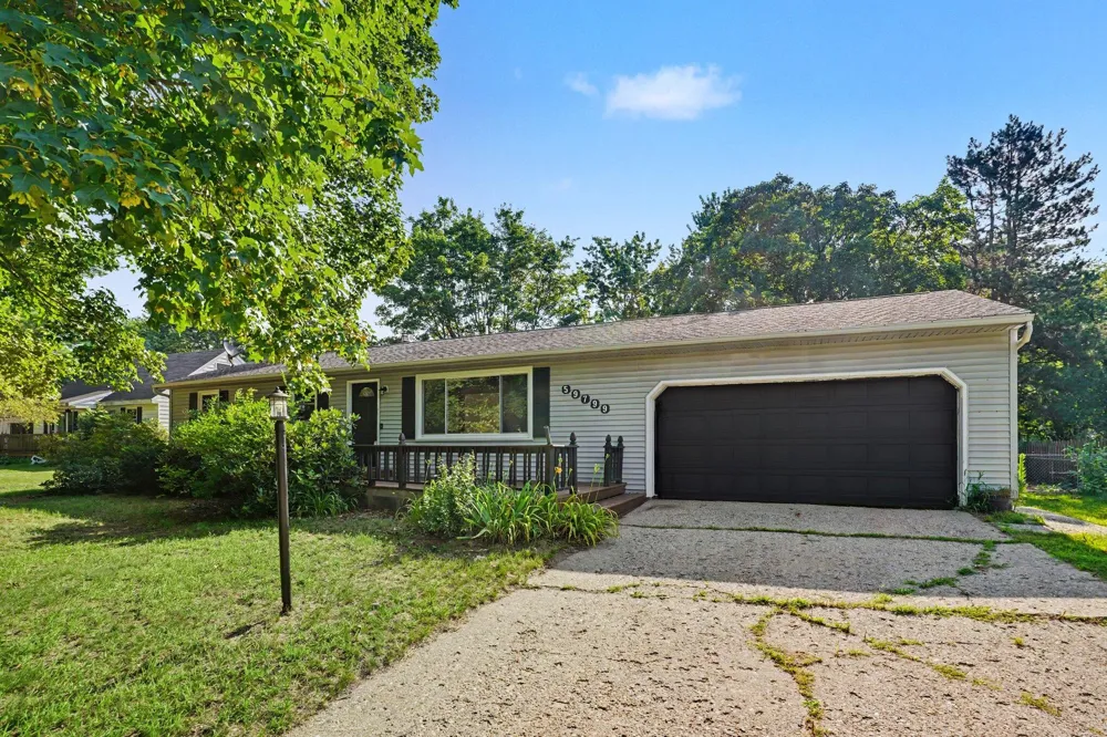 59799 Whitewood Drive Mattawan, MI 49071