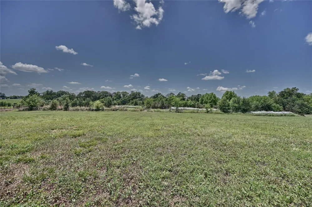 Cr 318 Navasota, TX 77868