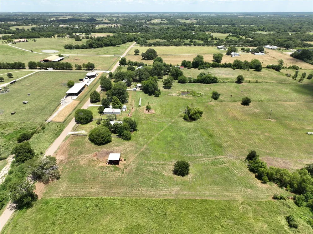 Cr 318 Navasota, TX 77868