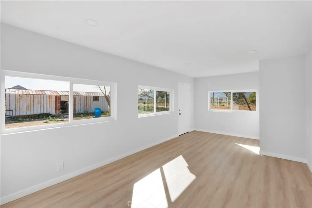30263 State Highway 18 Lucerne Valley, CA 92356