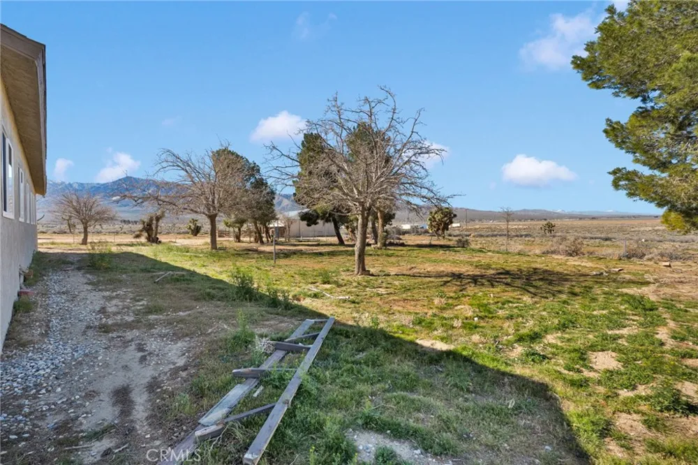 30263 State Highway 18 Lucerne Valley, CA 92356