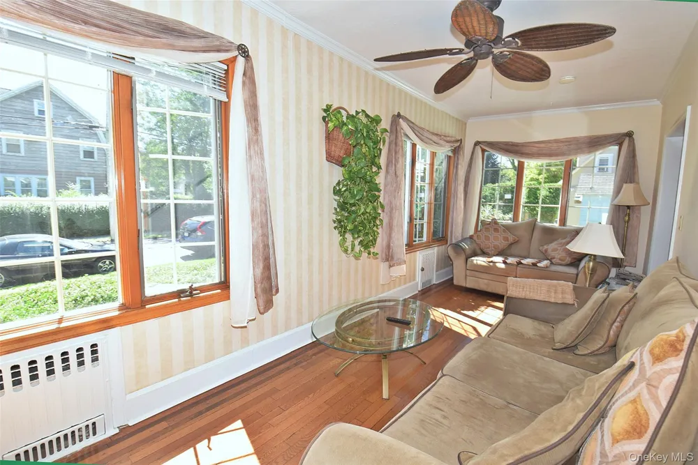 4144 Westmoreland Street Little Neck, NY 11363