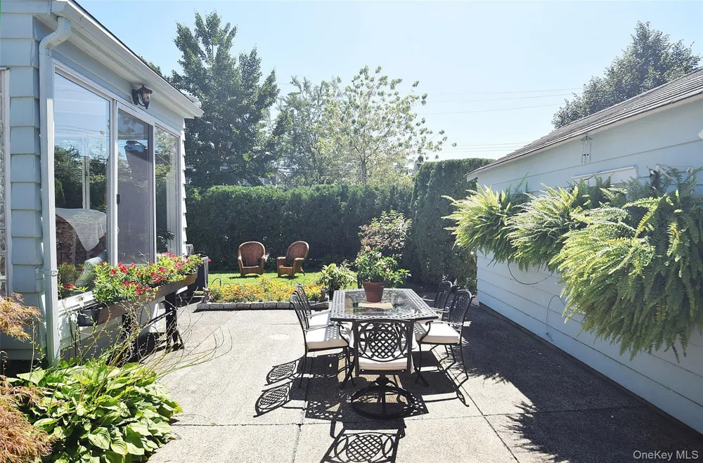 4144 Westmoreland Street Little Neck, NY 11363
