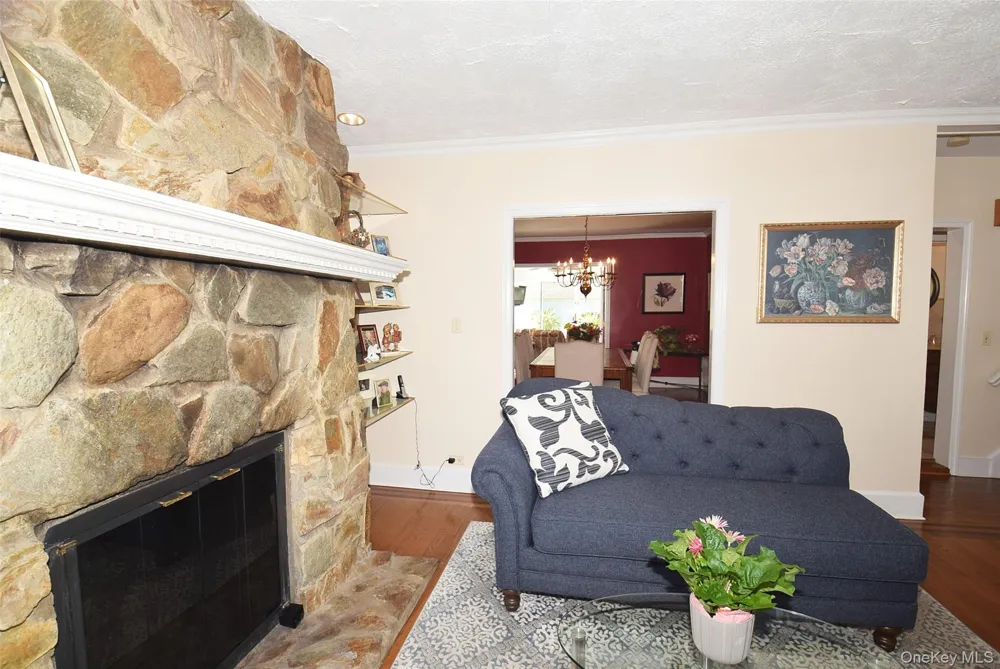 4144 Westmoreland Street Little Neck, NY 11363